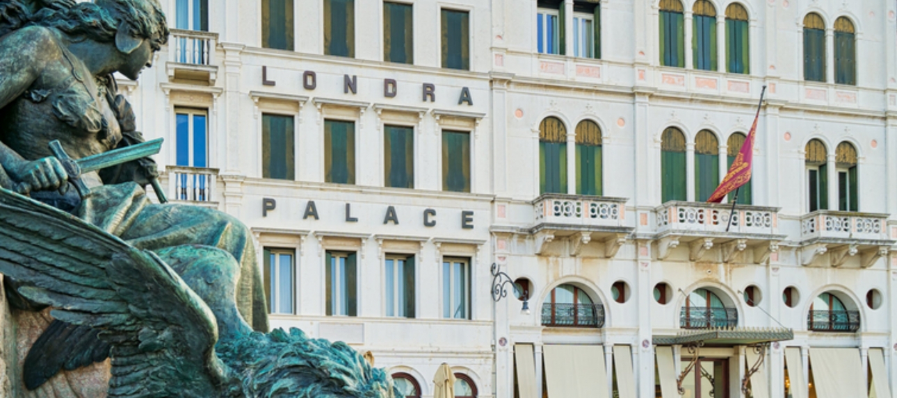 Discover Venice like never before at the Londra Palace